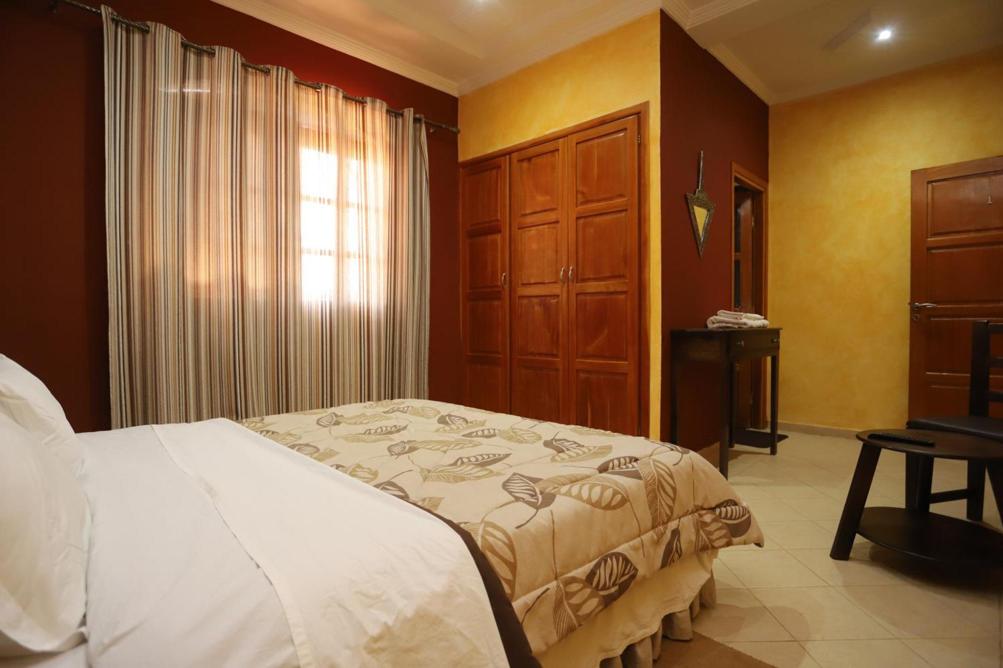 Hotel La Rose Blanche Zaouia Ben Smine Zimmer foto