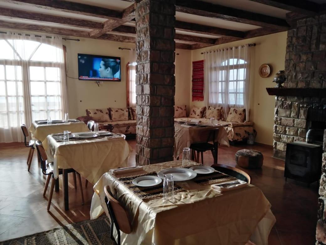 Hotel La Rose Blanche Zaouia Ben Smine Exterior foto